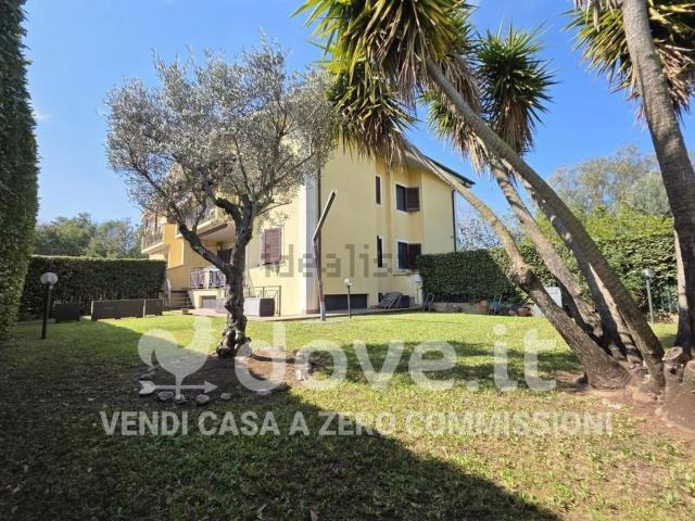 Appartamento in vendita di 120 m² in Via Quadrelle, 42