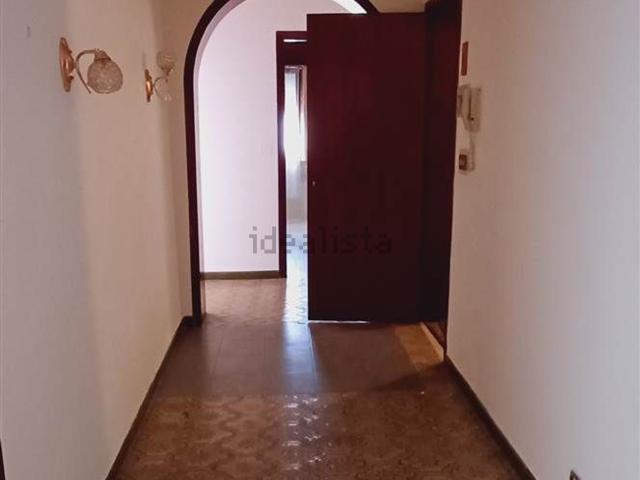 Appartamento in vendita di 120 m² in Via Rocca di Fiori, 30