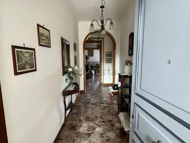 Appartamento in vendita di 120 m² in Via Roma