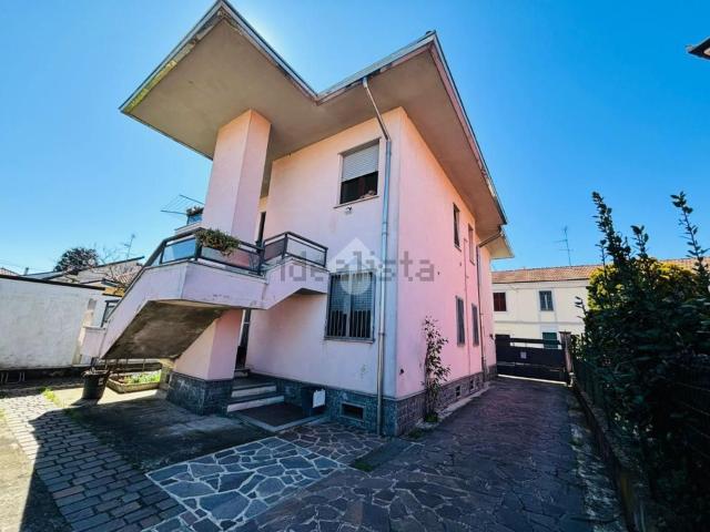 Appartamento in vendita di 120 m² in Via Roma, 5