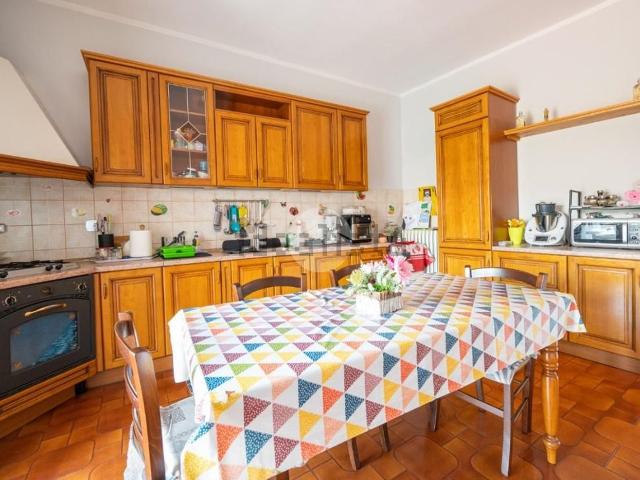Appartamento in vendita di 120 m² in Via Roma, 17
