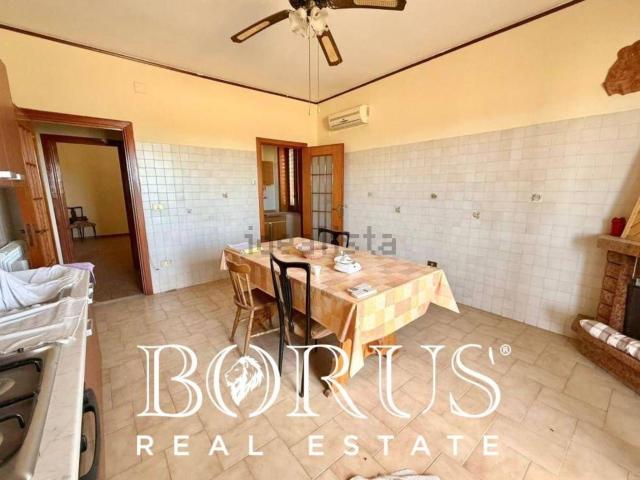 Appartamento in vendita di 120 m² in Via Roma, 1