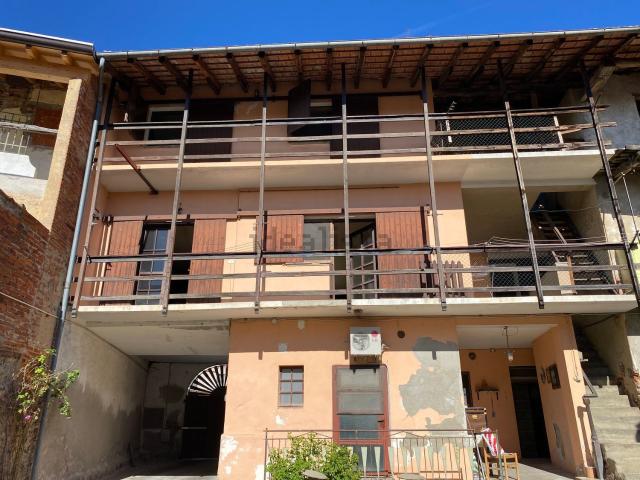 Appartamento in vendita di 120 m² in Via Roma