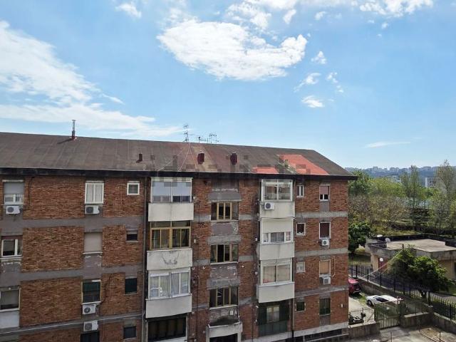 Appartamento in vendita di 120 m² in Via Romolo e Remo