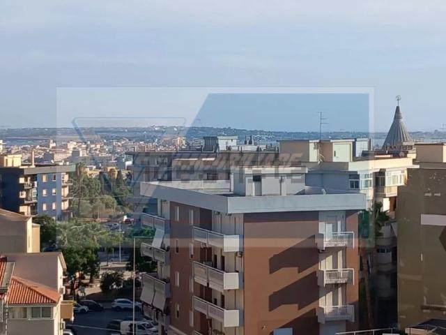 Appartamento in vendita di 120 m² in Via Rosario Gagliardi