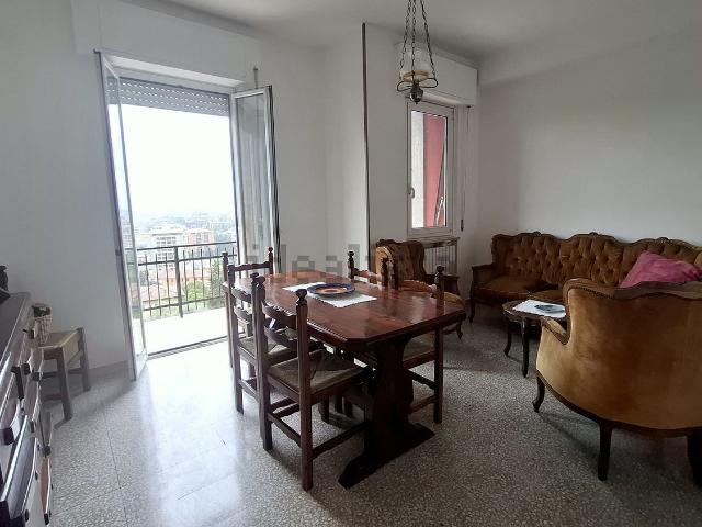Appartamento in vendita di 120 m² in Via Raffaele Omicini