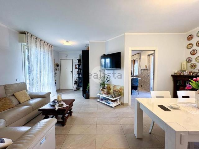 Appartamento in vendita di 120 m² in Via Remo Bordoni, 1
