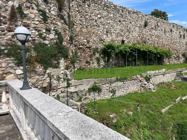 Appartamento in vendita di 120 m² in Via Rivali di Sotto
