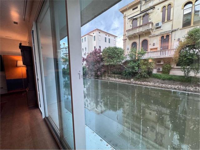 Appartamento in vendita di 120 m² in Via Rudena, 5