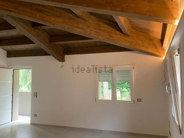 Appartamento in vendita di 120 m² in Via Todi, 1