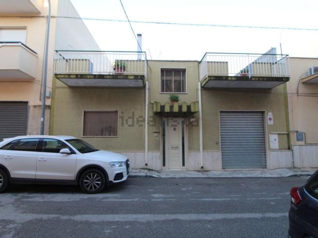 Appartamento in vendita di 120 m² in Via Torricelli, 23