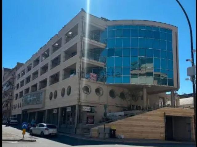 Appartamento in vendita di 120 m² in Via Tevere
