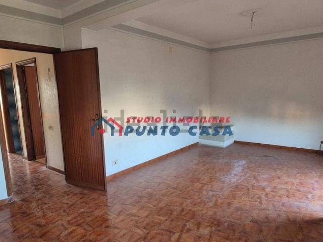Appartamento in vendita di 120 m² in Via Tenente Salvatore Alberti