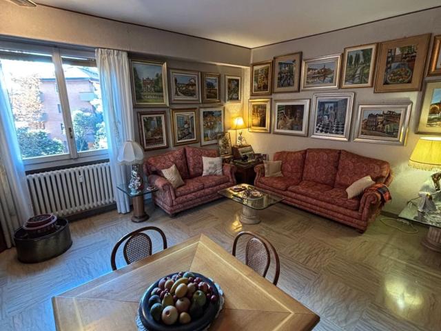 Appartamento in vendita di 120 m² in Via Teramo, 26