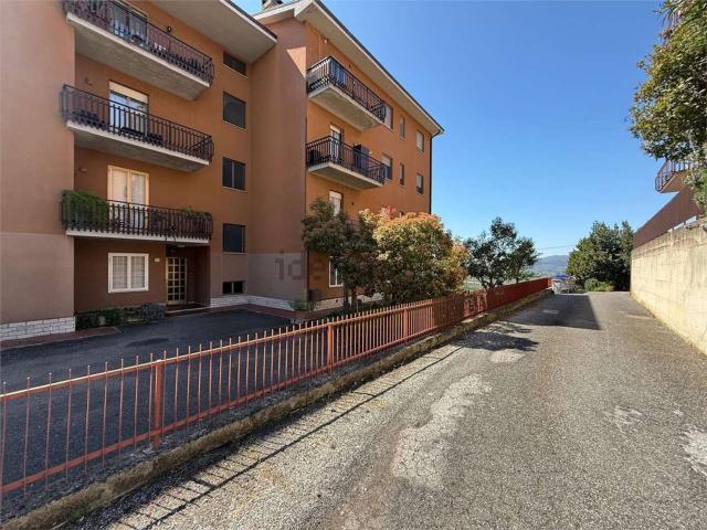 Appartamento in vendita di 120 m² in Via Tito Oro Nobili
