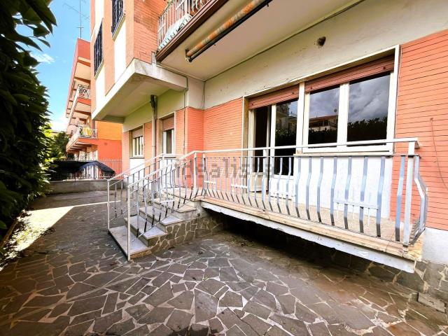 Appartamento in vendita di 120 m² in Via Traiano