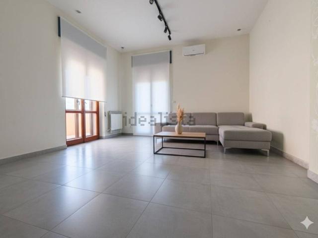 Appartamento in vendita di 120 m² in Via Trento, 26