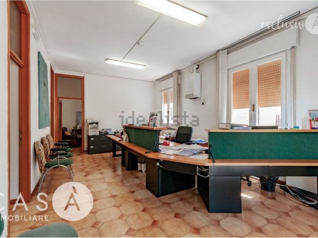 Appartamento in vendita di 120 m² in Via Tripoli, 180
