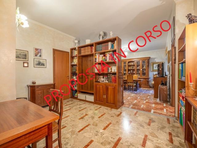 Appartamento in vendita di 120 m² in Via Tuscolana