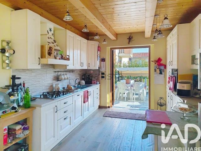 Appartamento in vendita di 120 m² in Via Umberto Terracini, 20