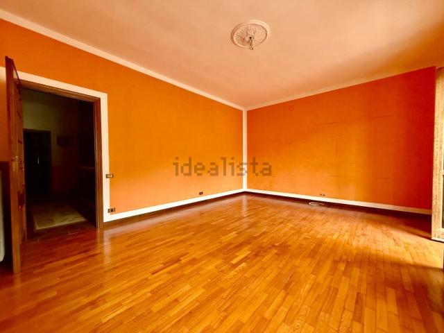 Appartamento in vendita di 120 m² in Via Umberto I, 11