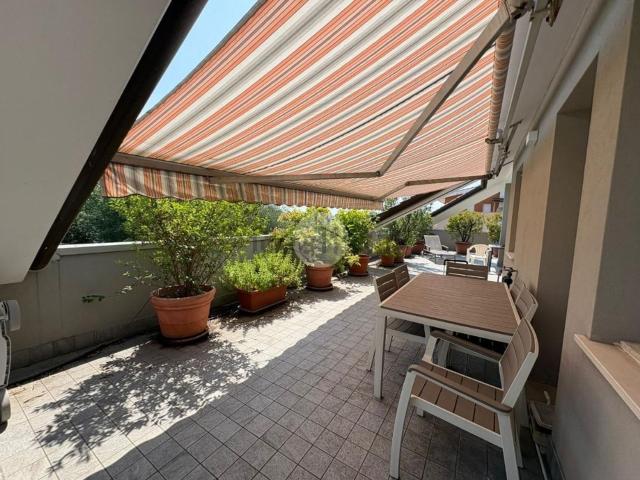 Appartamento in vendita di 148 m² in Via V. Bachelet, 37
