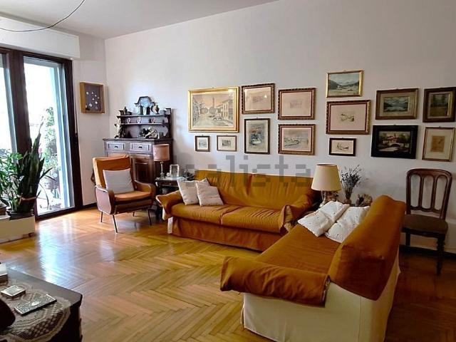 Appartamento in vendita di 120 m² in Via V. Pagliari, 53