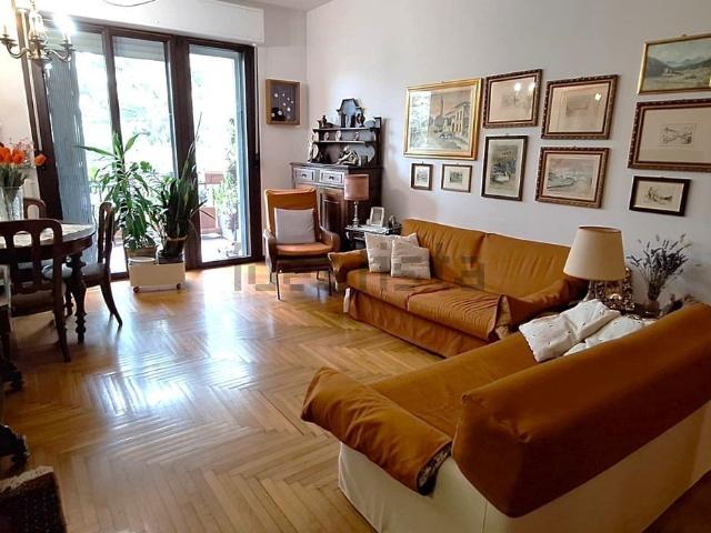 Appartamento in vendita di 120 m² in Via V. Pagliari
