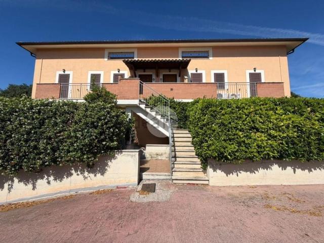 Appartamento in vendita di 120 m² in Via Valle Spaziani, 6