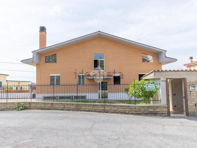 Appartamento in vendita di 120 m² in Via Vallinfreda, 13