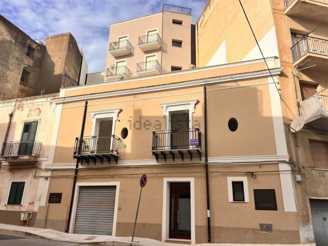 Appartamento in vendita di 120 m² in Via Valverde