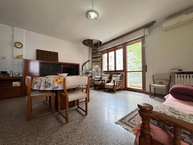 Appartamento in vendita di 120 m² in Via Venezia, 19