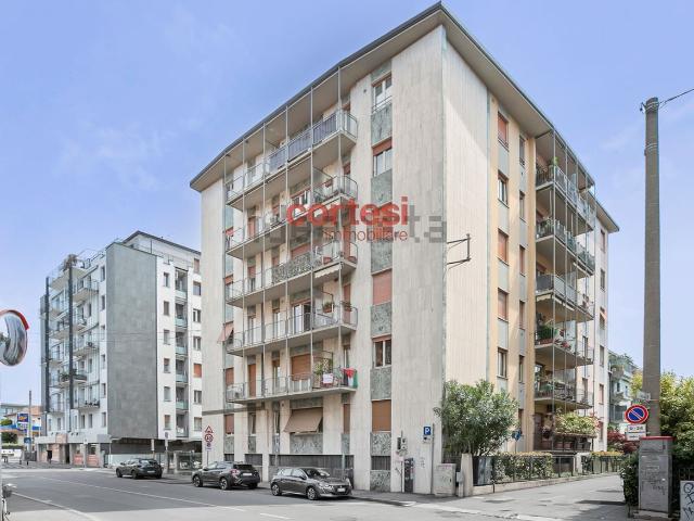 Appartamento in vendita di 120 m² in Via Vittore Ghislandi, 31