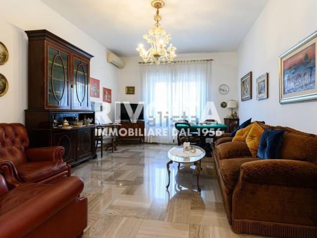 Appartamento in vendita di 120 m² in Via Vittorio Spinazzola