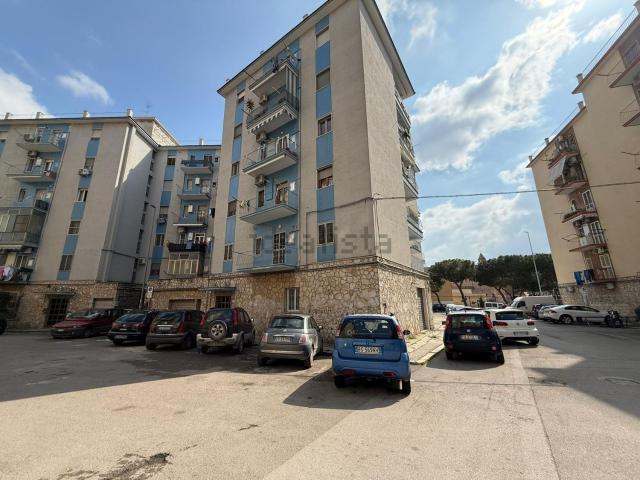Appartamento in vendita di 120 m² in Via Vittorio Tamalio