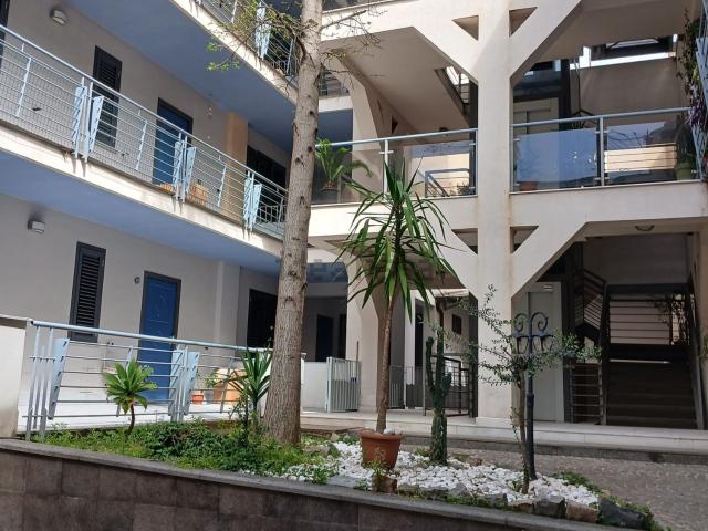 Appartamento in vendita di 120 m² in Via Vittorio Veneto, 6