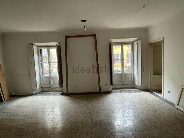 Appartamento in vendita di 120 m² in Via Vigevano, 10