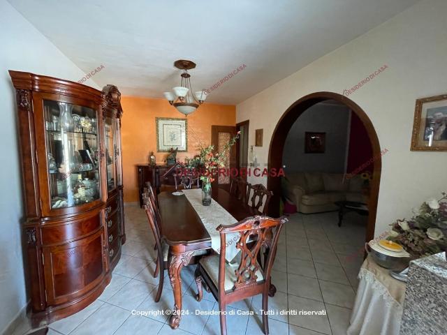 Appartamento in vendita di 120 m² in Via Villa, 181