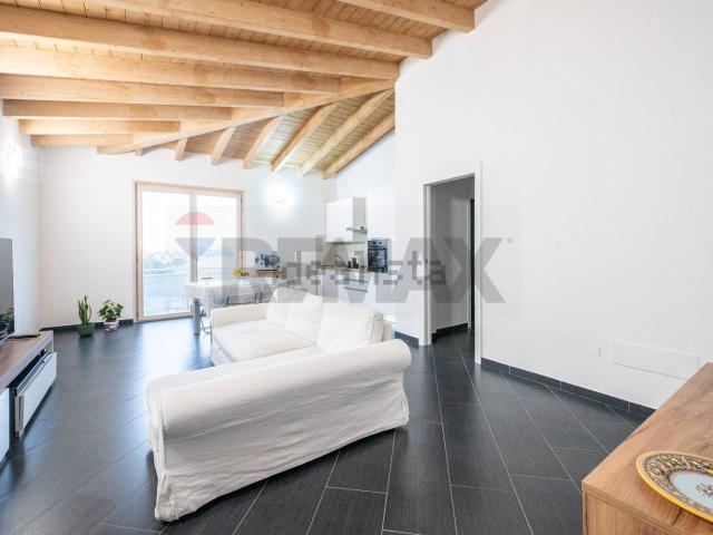 Appartamento in vendita di 120 m² in Via Villa Scassa, 82