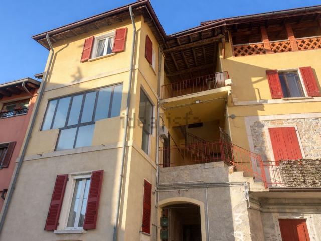 Appartamento in vendita di 120 m² in Via XVIII Marzo, 2