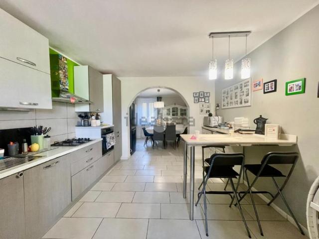 Appartamento in vendita di 120 m² in Via XXV Aprile, 64