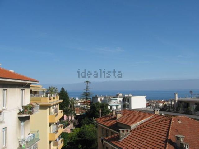 Appartamento in vendita di 120 m² in Via Z. Massa