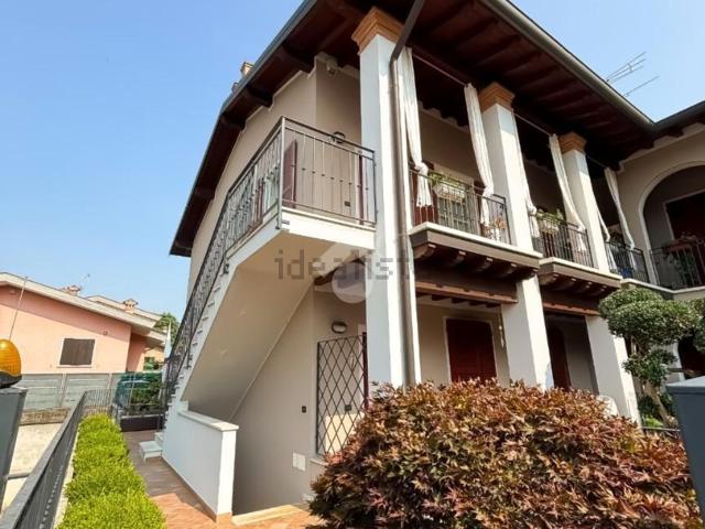 Appartamento in vendita di 120 m² in Via Zamboni, 37