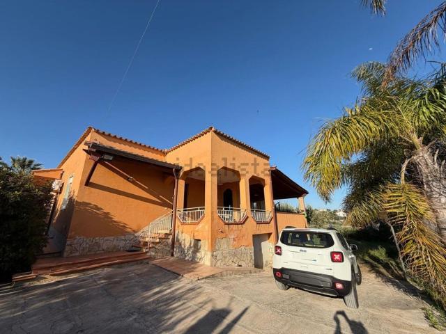 Appartamento in vendita di 120 m² in Via Zante, 13
