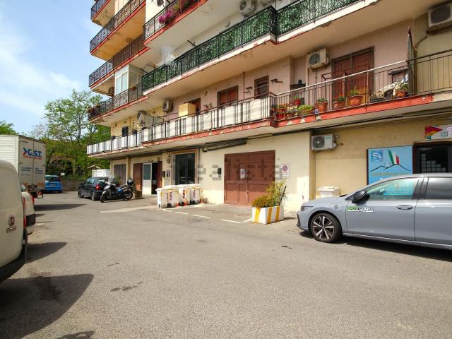 Appartamento in vendita di 120 m² in Via Zenone di Elea, 49