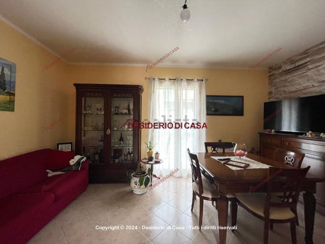Appartamento in vendita di 120 m² in Viale Alcide De Gasperi, 3
