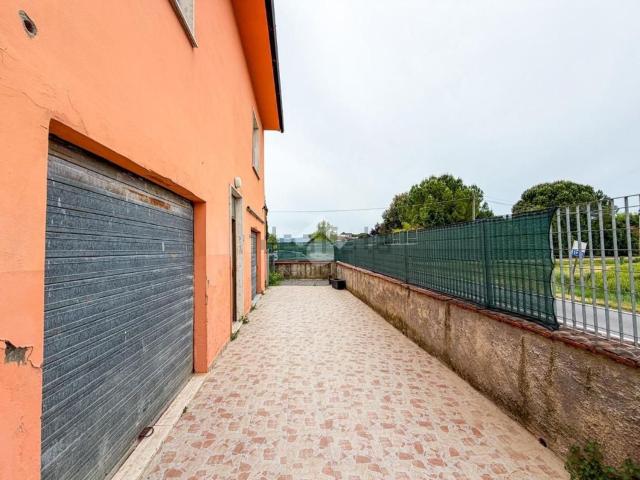 Appartamento in vendita di 120 m² in Viale Antonio Gramsci, 136