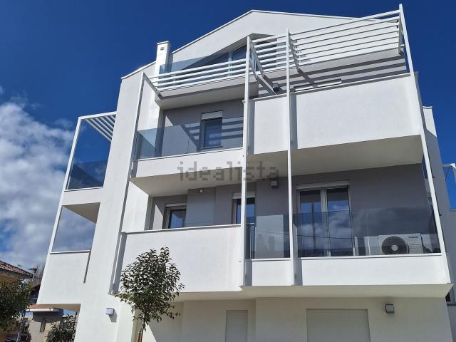 Appartamento in vendita di 120 m² in Viale Bologna