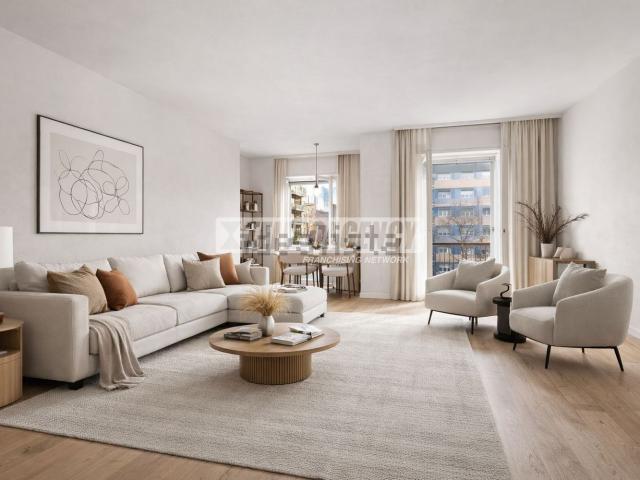 Appartamento in vendita di 120 m² in Viale Campania, 37