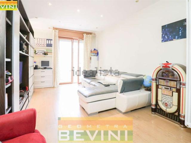 Appartamento in vendita di 120 m² in Viale Caduti sul Lavoro, 119